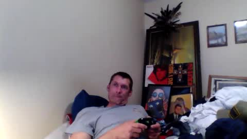 Snapshot of ifoundthegspot chatting on 05/17/26, 05:05 Darthmark420 online show from 05/17/26, 05:05