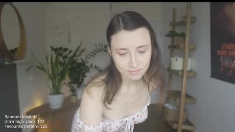 Belle online show from 11/05/25, 11:32