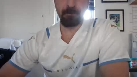 Snapshot of iggybeaut chatting on 12/02/24, 06:43 iggybeaut online show from 12/02/24, 06:43