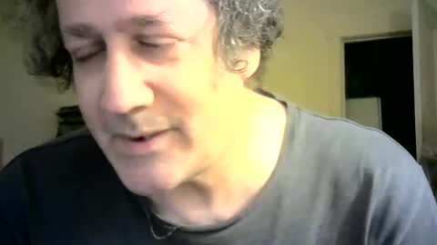 Snapshot of ignoredlittlestloser chatting on 12/27/24, 05:52 ignoredlittlestloser online show from 12/27/24, 05:52