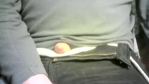 Snapshot of ignoredlittlestloser chatting on 01/06/26, 10:08 ignoredlittlestloser online show from 01/06/26, 10:08