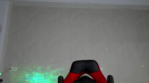 Snapshot of igor_scott chatting on 01/04/25, 02:14 Igor scott online show from 01/04/25, 02:14
