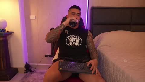 Snapshot of igor_scott chatting on 12/22/25, 02:08 Igor scott online show from 12/22/25, 02:08