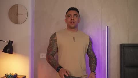 Snapshot of igor_scott chatting on 02/07/26, 01:42 Igor scott online show from 02/07/26, 01:42