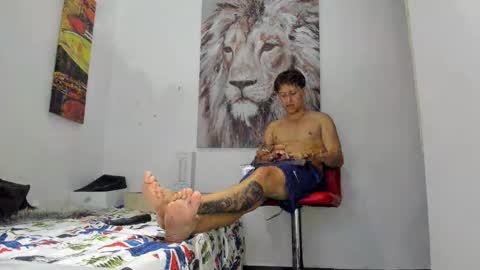 Snapshot of iham_28 chatting on 02/13/25, 02:34 Iham online show from 02/13/25, 02:34