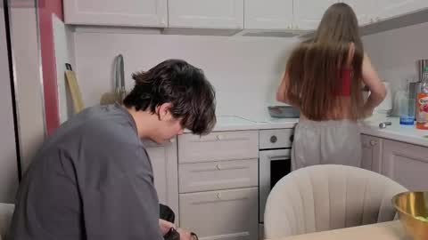 Julia and Mira online show from 11/13/25, 11:20