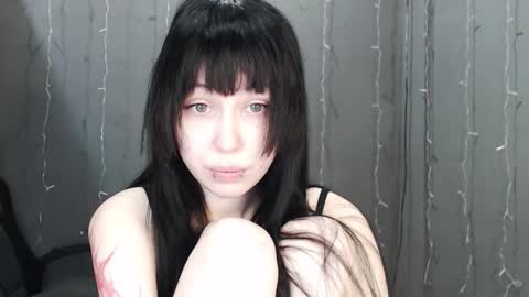 iiiiiiis online show from 03/04/26, 10:16
