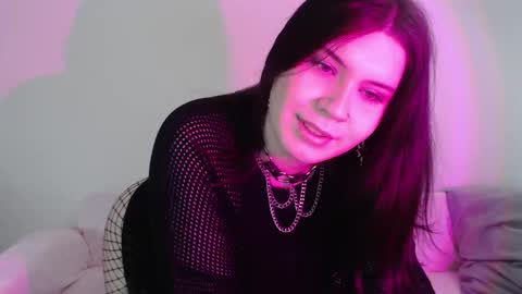 Vella online show from 09/23/25, 08:28