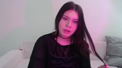 Vella online show from 10/02/25, 10:22