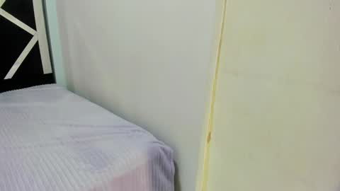 Isabella online show from 10/01/25, 01:50