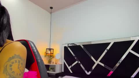 Isabella online show from 11/29/25, 01:14