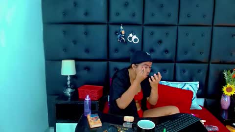 iisalombardi online show from 04/21/26, 02:26