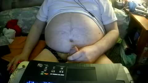 Snapshot of ikki433 chatting on 12/16/25, 01:10 ikki433 online show from 12/16/25, 01:10