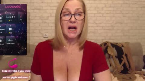 IlariaCetoi online show from 12/04/25, 08:39