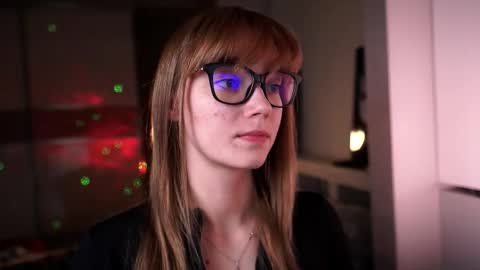 ileanacampbel online show from 10/11/25, 07:51