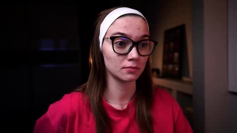 ileanacampbel online show from 12/15/25, 04:39