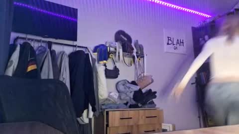 ShyLuna online show from 01/17/26, 03:33