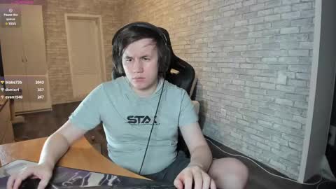 Snapshot of iliaskrislove chatting on 03/05/25, 12:05 iliaskris online show from 03/05/25, 12:05