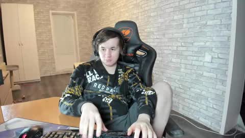 Snapshot of iliaskrislove chatting on 03/10/25, 09:18 iliaskris online show from 03/10/25, 09:18