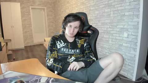 Snapshot of iliaskrislove chatting on 03/11/25, 12:22 iliaskris online show from 03/11/25, 12:22