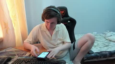 Snapshot of iliaskrislove chatting on 09/15/25, 08:58 iliaskris online show from 09/15/25, 08:58