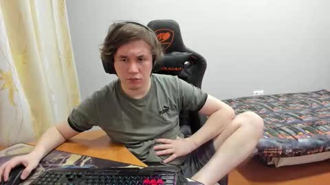 Snapshot of iliaskrislove chatting on 09/19/25, 07:03 iliaskris online show from 09/19/25, 07:03