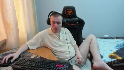 Snapshot of iliaskrislove chatting on 10/03/25, 04:20 iliaskris online show from 10/03/25, 04:20