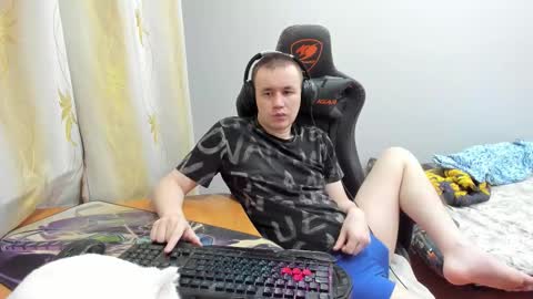 Snapshot of iliaskrislove chatting on 10/12/25, 05:34 iliaskris online show from 10/12/25, 05:34