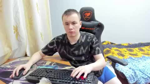 Snapshot of iliaskrislove chatting on 10/13/25, 05:46 iliaskris online show from 10/13/25, 05:46