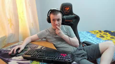 Snapshot of iliaskrislove chatting on 10/15/25, 04:45 iliaskris online show from 10/15/25, 04:45