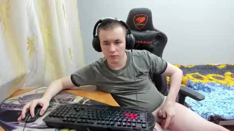 Snapshot of iliaskrislove chatting on 10/18/25, 05:46 iliaskris online show from 10/18/25, 05:46