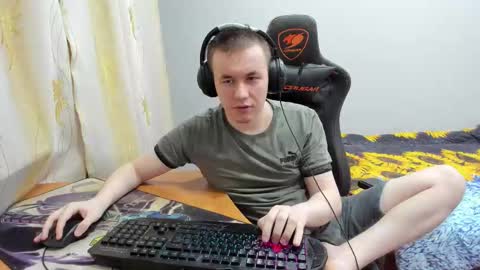 Snapshot of iliaskrislove chatting on 10/19/25, 05:57 iliaskris online show from 10/19/25, 05:57