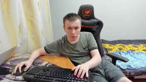 Snapshot of iliaskrislove chatting on 10/21/25, 09:37 iliaskris online show from 10/21/25, 09:37