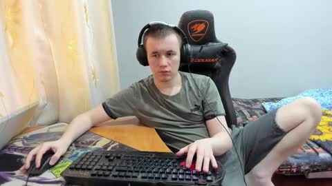 Snapshot of iliaskrislove chatting on 10/22/25, 10:15 iliaskris online show from 10/22/25, 10:15