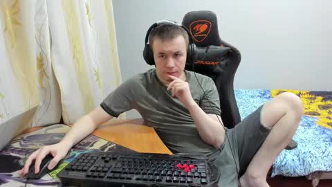 Snapshot of iliaskrislove chatting on 10/24/25, 06:37 iliaskris online show from 10/24/25, 06:37