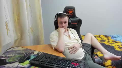 Snapshot of iliaskrislove chatting on 11/01/25, 05:37 iliaskris online show from 11/01/25, 05:37