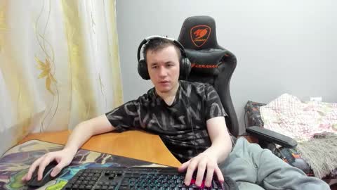 Snapshot of iliaskrislove chatting on 11/07/25, 01:22 iliaskris online show from 11/07/25, 01:22