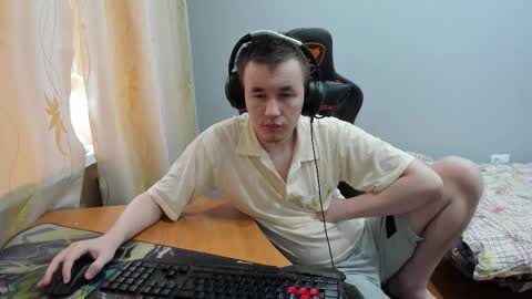 Snapshot of iliaskrislove chatting on 11/10/25, 10:14 iliaskris online show from 11/10/25, 10:14