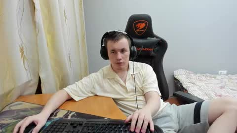 Snapshot of iliaskrislove chatting on 11/10/25, 10:20 iliaskris online show from 11/10/25, 10:20