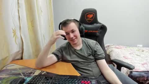 Snapshot of iliaskrislove chatting on 11/12/25, 10:30 iliaskris online show from 11/12/25, 10:30