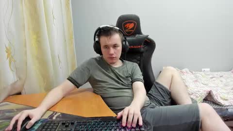 Snapshot of iliaskrislove chatting on 11/14/25, 11:57 iliaskris online show from 11/14/25, 11:57