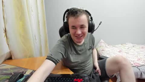 Snapshot of iliaskrislove chatting on 11/16/25, 12:05 iliaskris online show from 11/16/25, 12:05