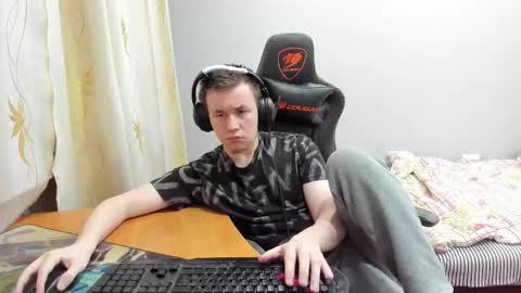 Snapshot of iliaskrislove chatting on 11/20/25, 01:39 iliaskris online show from 11/20/25, 01:39