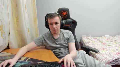 Snapshot of iliaskrislove chatting on 11/25/25, 03:39 iliaskris online show from 11/25/25, 03:39