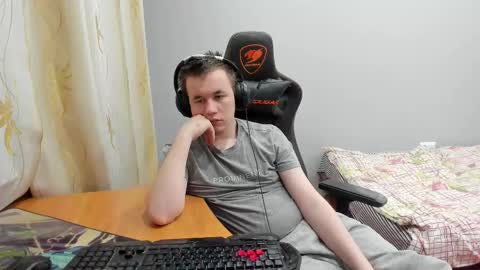 Snapshot of iliaskrislove chatting on 11/26/25, 07:37 iliaskris online show from 11/26/25, 07:37