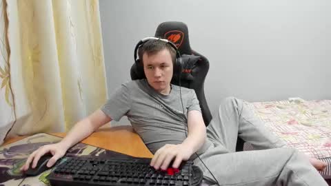 Snapshot of iliaskrislove chatting on 11/28/25, 11:07 iliaskris online show from 11/28/25, 11:07