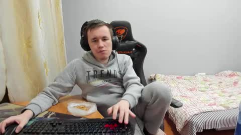 Snapshot of iliaskrislove chatting on 12/01/25, 04:23 iliaskris online show from 12/01/25, 04:23