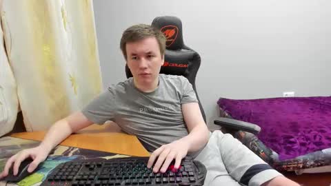 Snapshot of iliaskrislove chatting on 12/14/25, 01:11 iliaskris online show from 12/14/25, 01:11