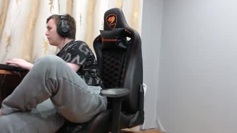 lord online show from 12/22/25, 10:40