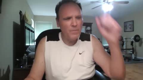 ilike2expose online show from 05/13/26, 05:32